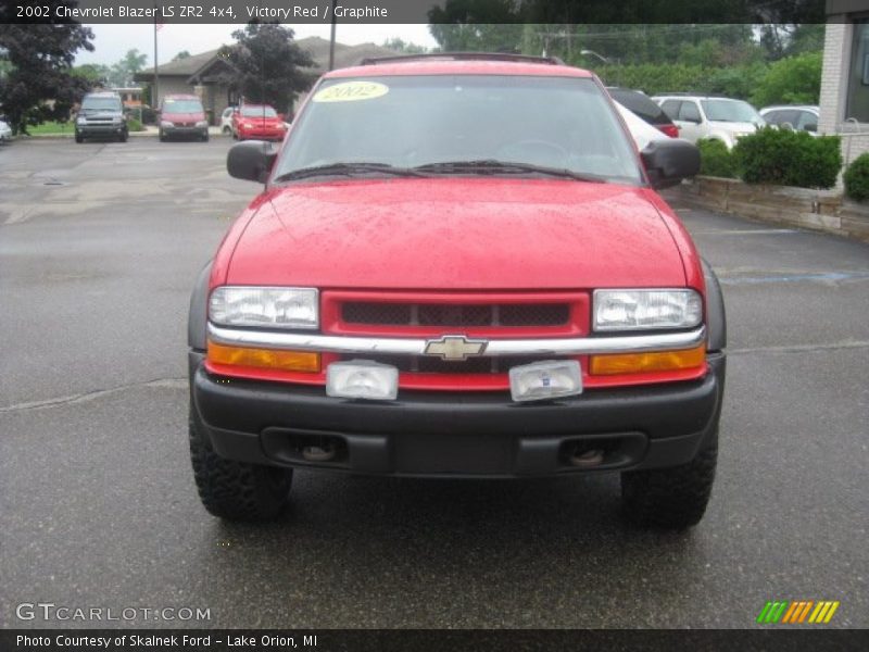 Victory Red / Graphite 2002 Chevrolet Blazer LS ZR2 4x4
