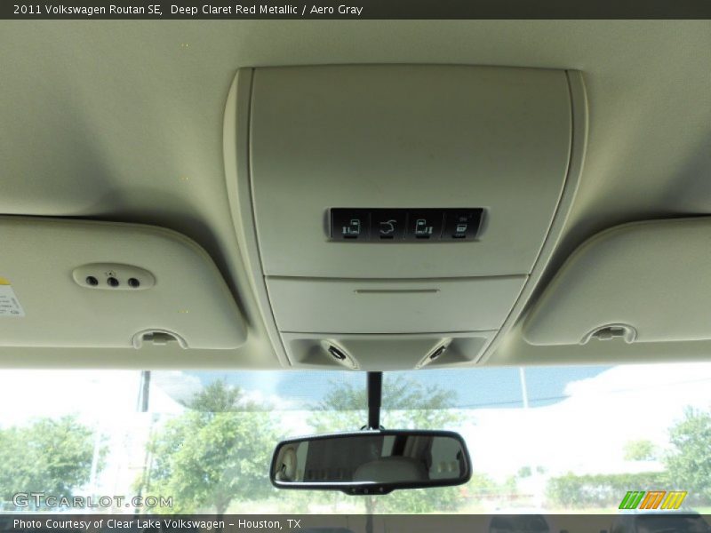 Deep Claret Red Metallic / Aero Gray 2011 Volkswagen Routan SE