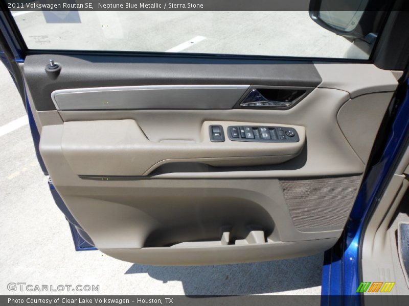 Neptune Blue Metallic / Sierra Stone 2011 Volkswagen Routan SE