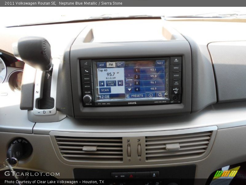 Neptune Blue Metallic / Sierra Stone 2011 Volkswagen Routan SE