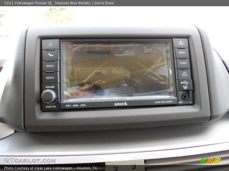 Neptune Blue Metallic / Sierra Stone 2011 Volkswagen Routan SE