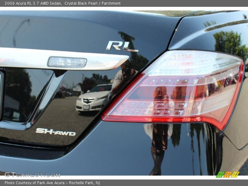  2009 RL 3.7 AWD Sedan Logo