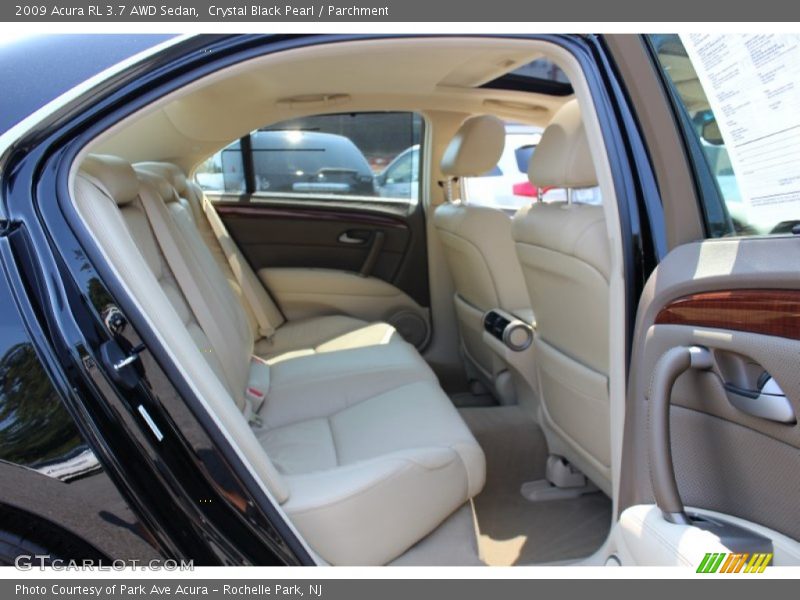  2009 RL 3.7 AWD Sedan Parchment Interior