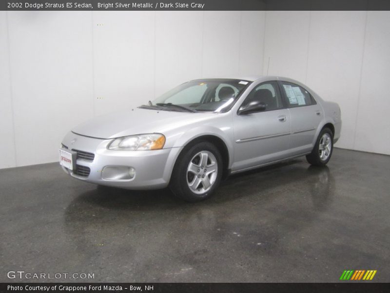 Bright Silver Metallic / Dark Slate Gray 2002 Dodge Stratus ES Sedan