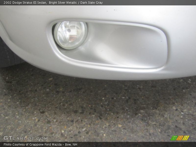 Bright Silver Metallic / Dark Slate Gray 2002 Dodge Stratus ES Sedan