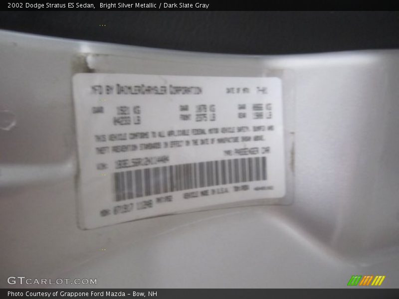 Bright Silver Metallic / Dark Slate Gray 2002 Dodge Stratus ES Sedan