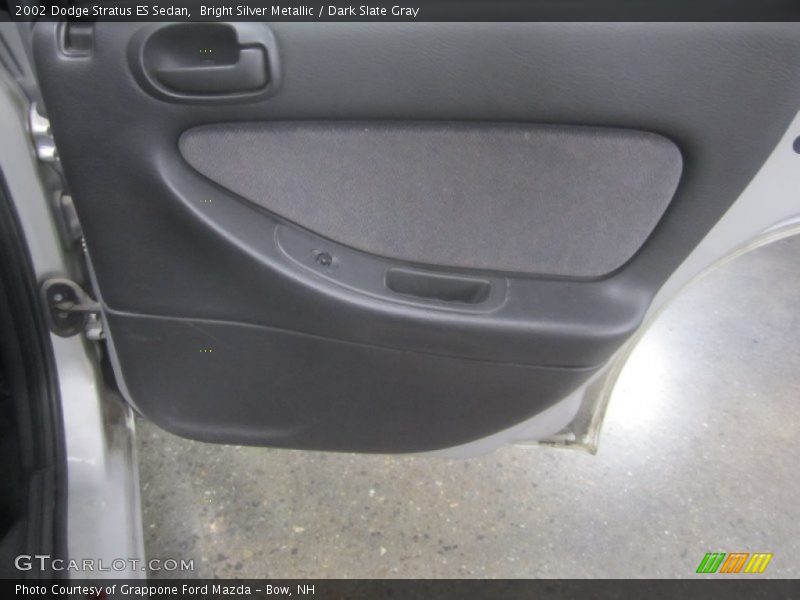 Bright Silver Metallic / Dark Slate Gray 2002 Dodge Stratus ES Sedan