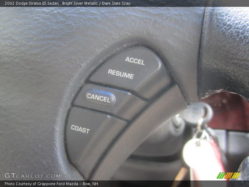 Bright Silver Metallic / Dark Slate Gray 2002 Dodge Stratus ES Sedan