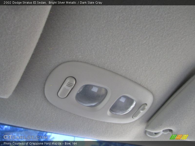 Bright Silver Metallic / Dark Slate Gray 2002 Dodge Stratus ES Sedan