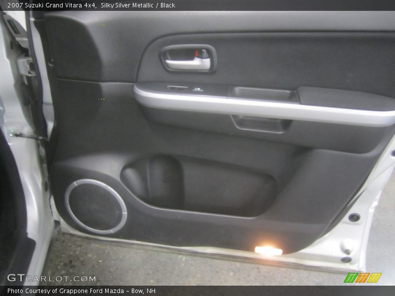 Silky Silver Metallic / Black 2007 Suzuki Grand Vitara 4x4