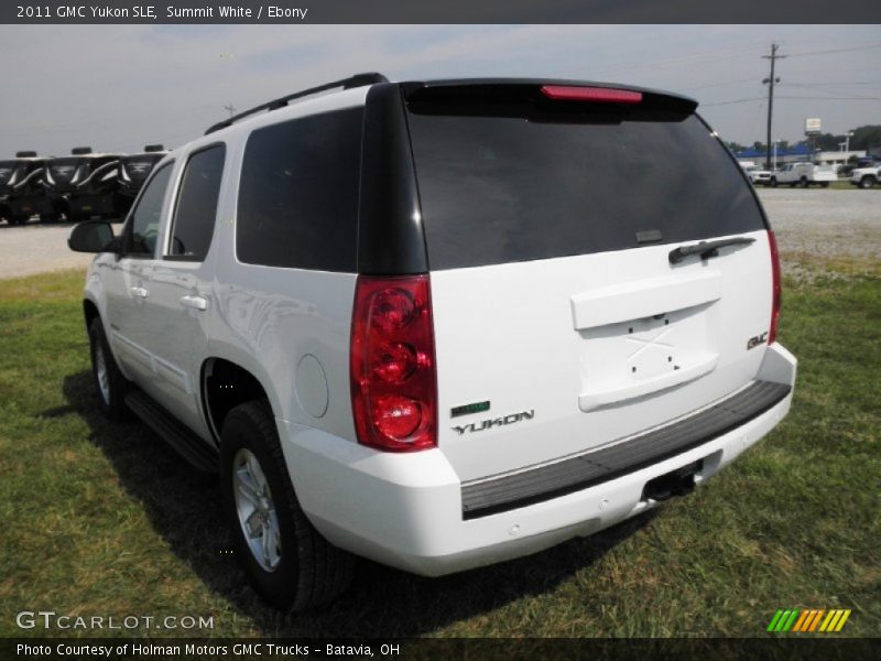 Summit White / Ebony 2011 GMC Yukon SLE