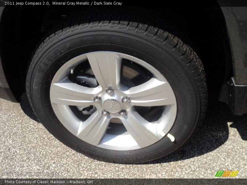 Mineral Gray Metallic / Dark Slate Gray 2011 Jeep Compass 2.0