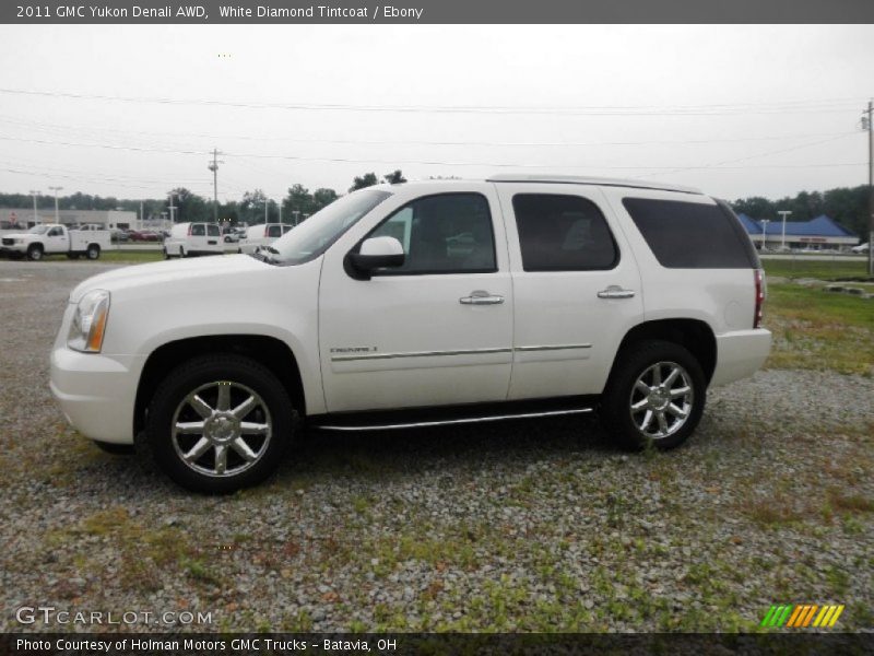 White Diamond Tintcoat / Ebony 2011 GMC Yukon Denali AWD