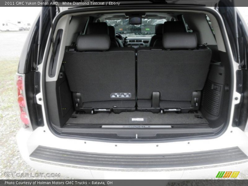 White Diamond Tintcoat / Ebony 2011 GMC Yukon Denali AWD