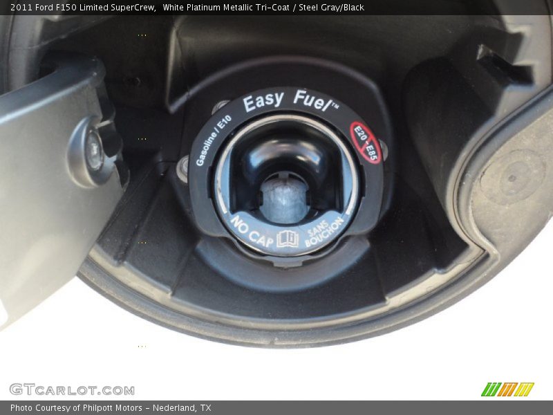 White Platinum Metallic Tri-Coat / Steel Gray/Black 2011 Ford F150 Limited SuperCrew