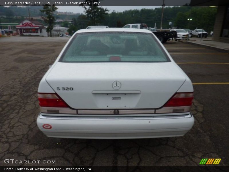 Glacier White / Grey 1999 Mercedes-Benz S 320 Sedan