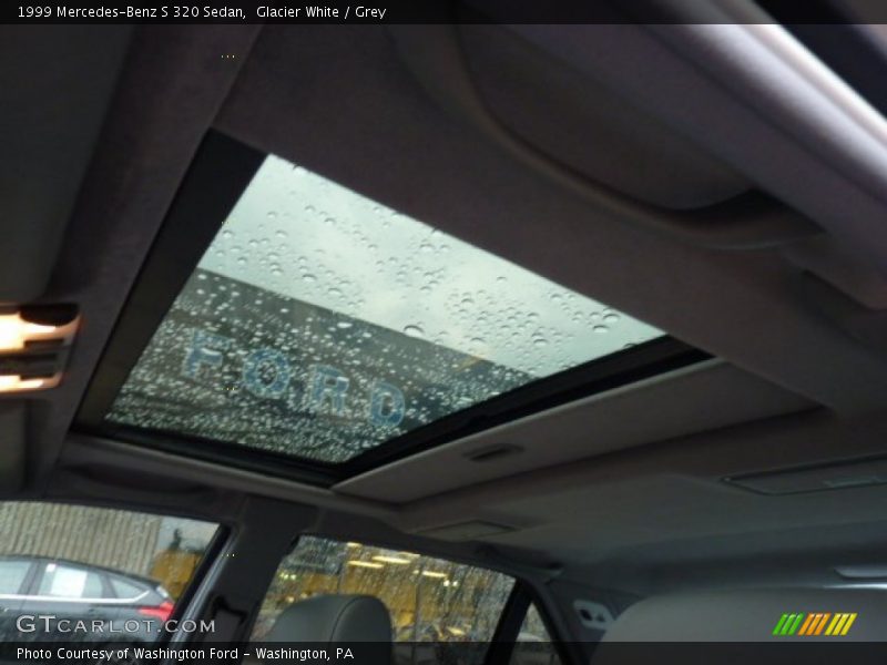 Glacier White / Grey 1999 Mercedes-Benz S 320 Sedan