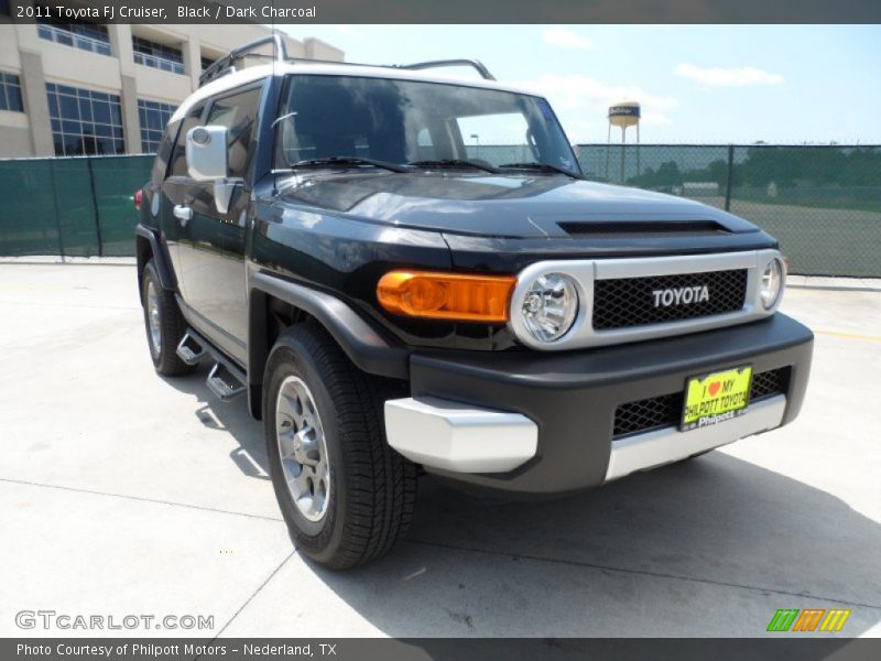 Black / Dark Charcoal 2011 Toyota FJ Cruiser