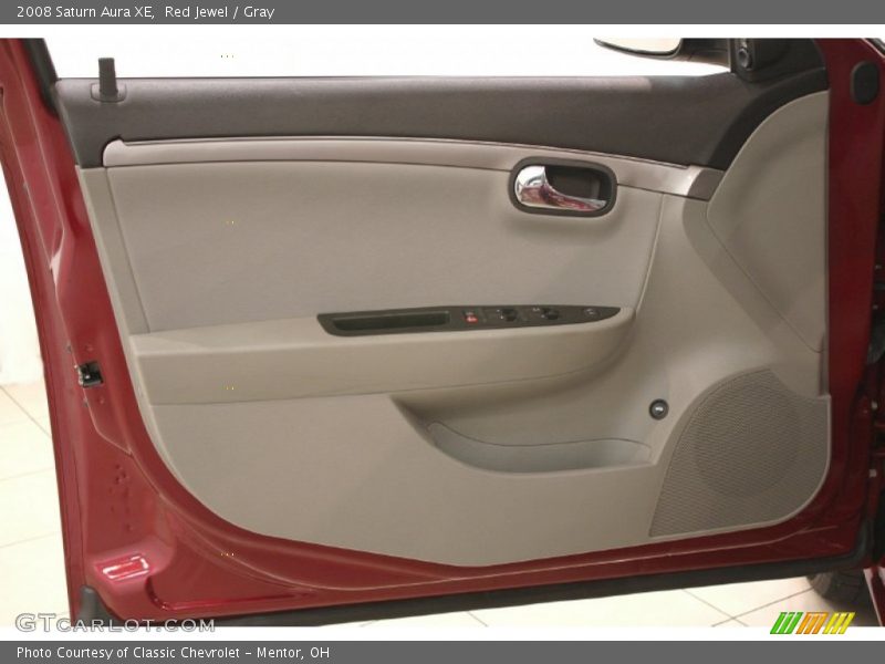 Red Jewel / Gray 2008 Saturn Aura XE