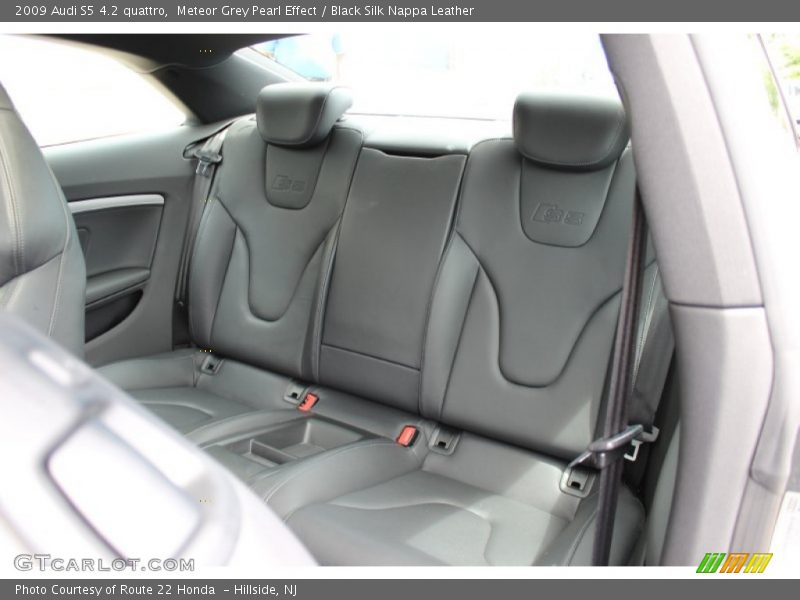 Meteor Grey Pearl Effect / Black Silk Nappa Leather 2009 Audi S5 4.2 quattro