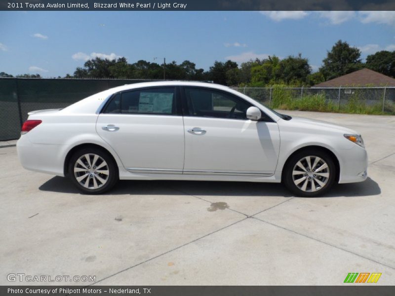 Blizzard White Pearl / Light Gray 2011 Toyota Avalon Limited