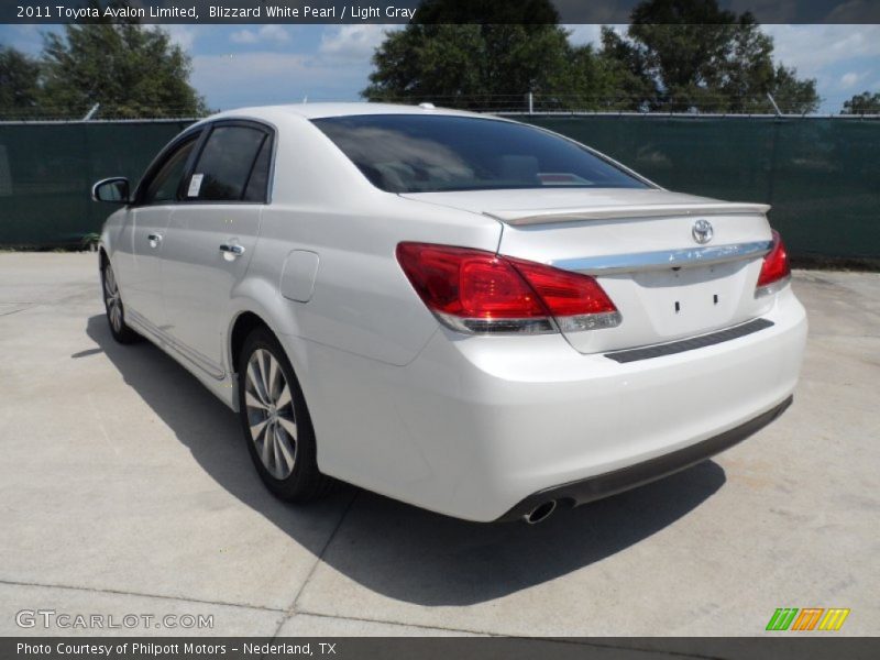 Blizzard White Pearl / Light Gray 2011 Toyota Avalon Limited