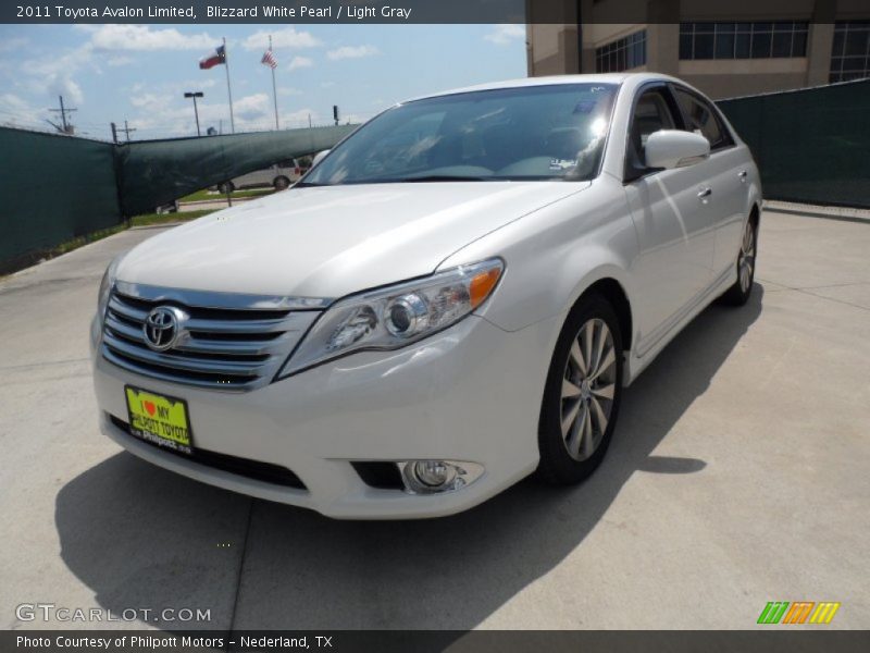 Blizzard White Pearl / Light Gray 2011 Toyota Avalon Limited