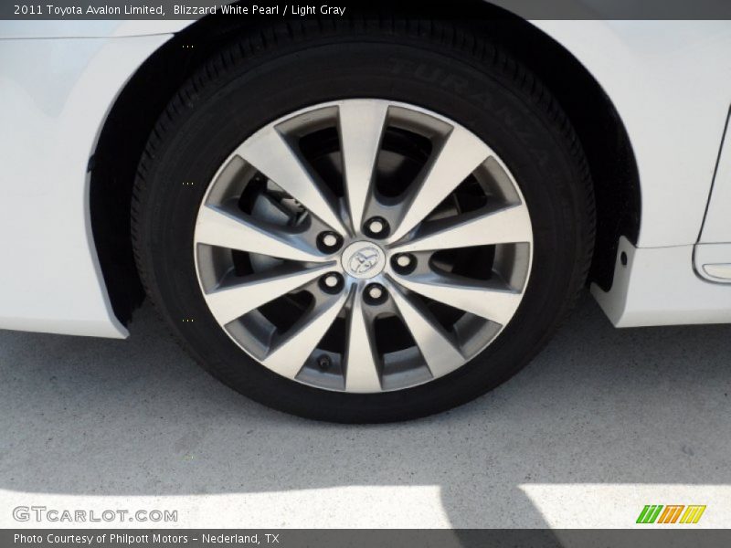 Blizzard White Pearl / Light Gray 2011 Toyota Avalon Limited