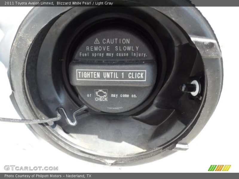 Blizzard White Pearl / Light Gray 2011 Toyota Avalon Limited