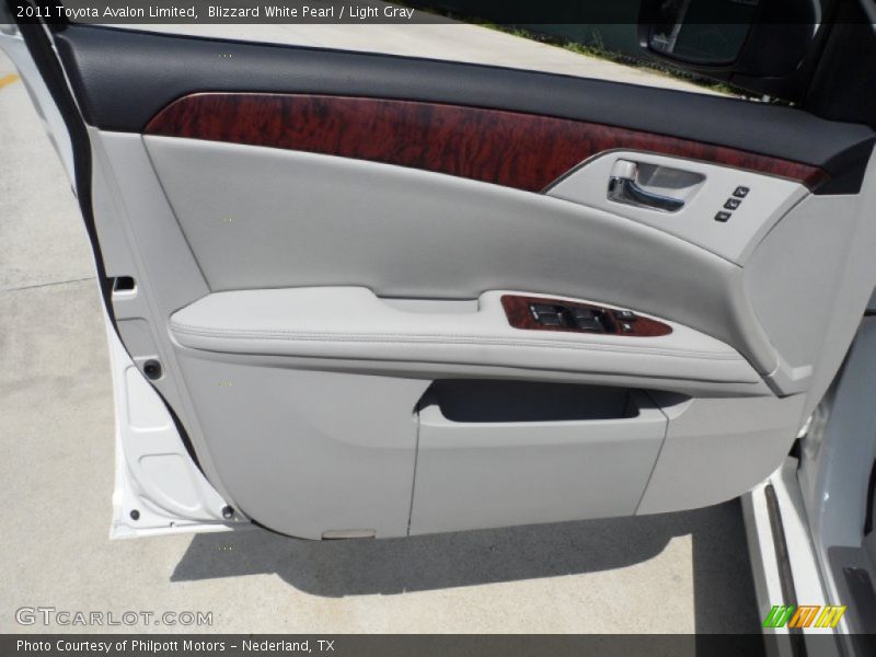 Blizzard White Pearl / Light Gray 2011 Toyota Avalon Limited
