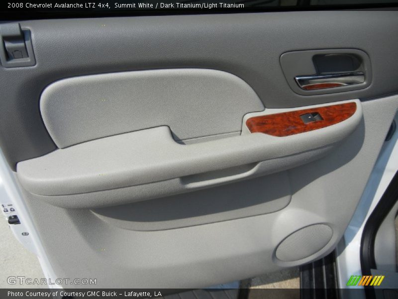 Summit White / Dark Titanium/Light Titanium 2008 Chevrolet Avalanche LTZ 4x4