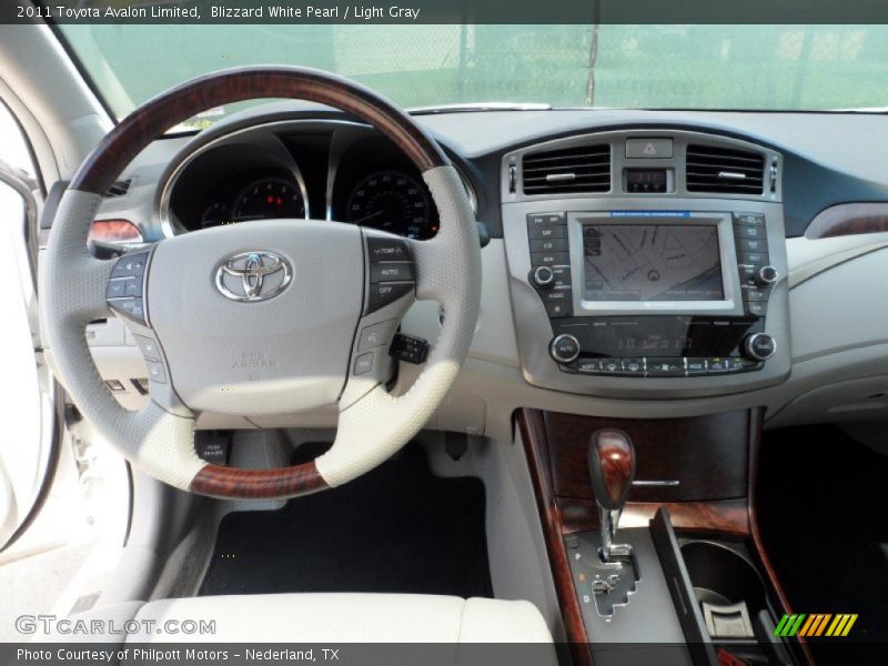 Blizzard White Pearl / Light Gray 2011 Toyota Avalon Limited