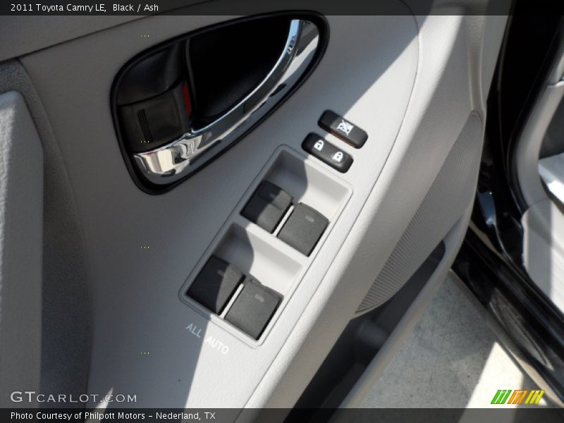 Black / Ash 2011 Toyota Camry LE