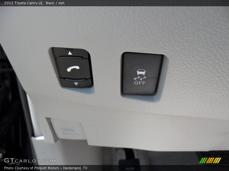 Black / Ash 2011 Toyota Camry LE