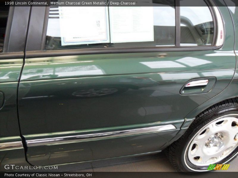 Medium Charcoal Green Metallic / Deep Charcoal 1998 Lincoln Continental