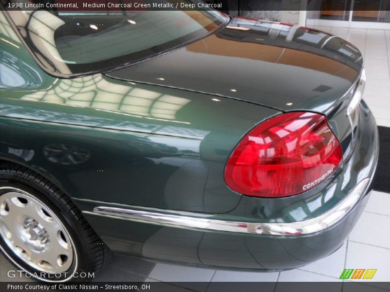 Medium Charcoal Green Metallic / Deep Charcoal 1998 Lincoln Continental