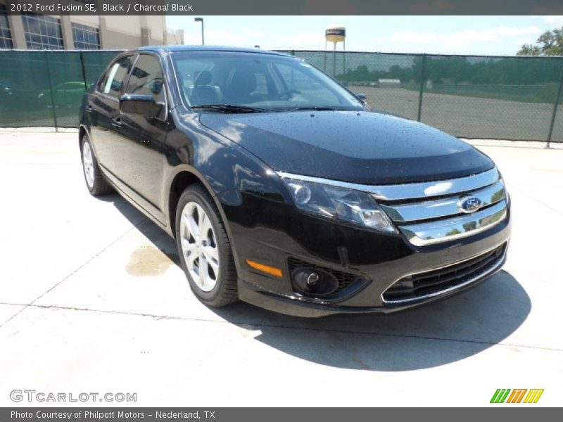 Black / Charcoal Black 2012 Ford Fusion SE