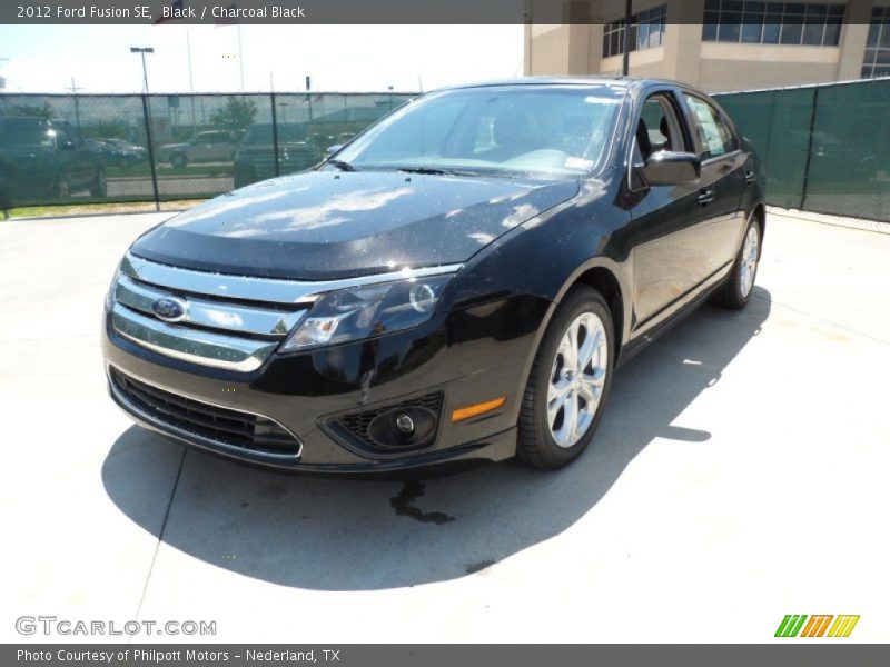 Black / Charcoal Black 2012 Ford Fusion SE