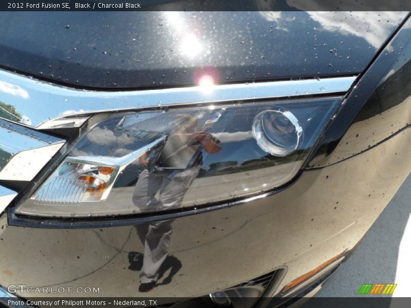 Black / Charcoal Black 2012 Ford Fusion SE