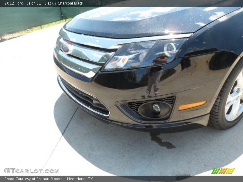 Black / Charcoal Black 2012 Ford Fusion SE