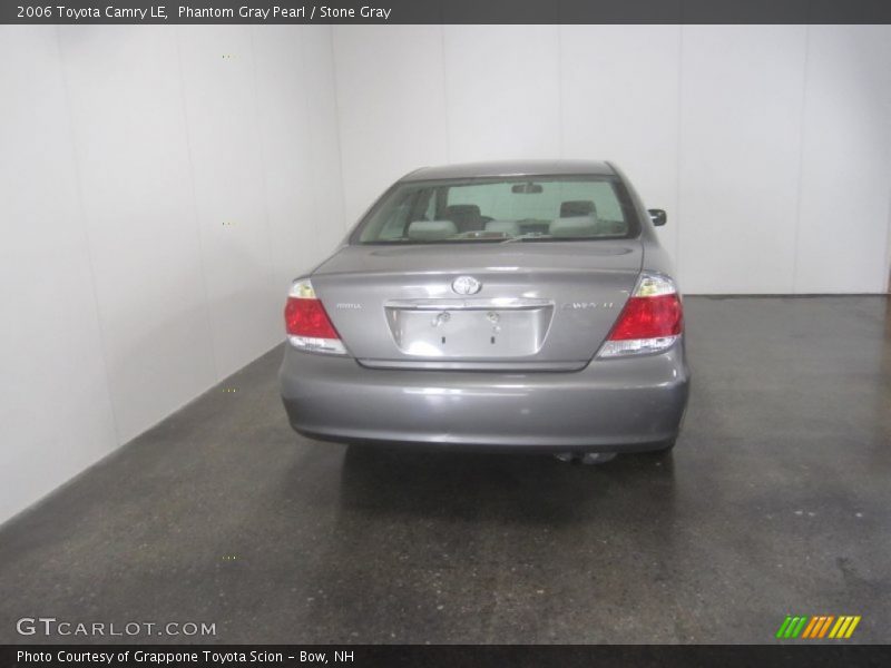 Phantom Gray Pearl / Stone Gray 2006 Toyota Camry LE