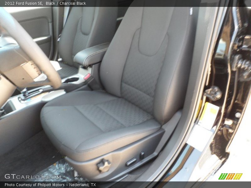 Black / Charcoal Black 2012 Ford Fusion SE