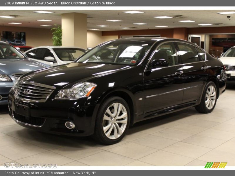 Front 3/4 View of 2009 M 35x AWD Sedan
