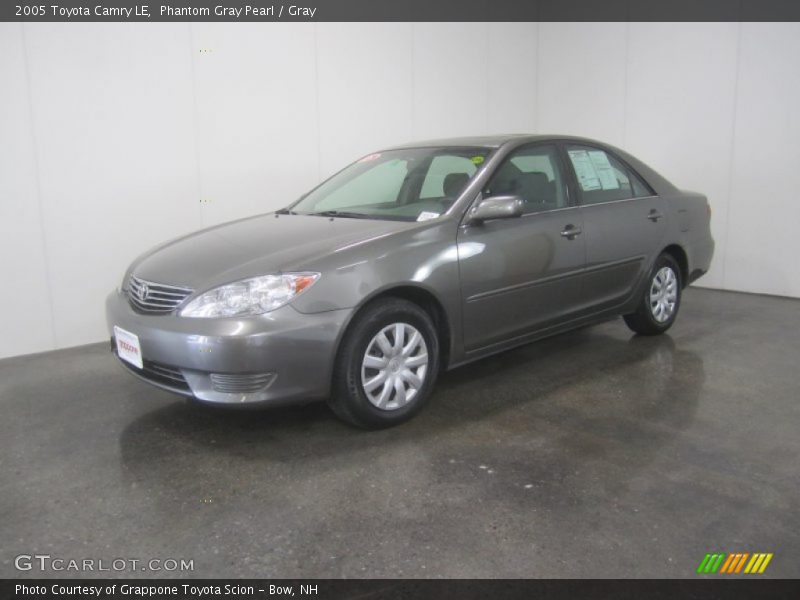 Phantom Gray Pearl / Gray 2005 Toyota Camry LE