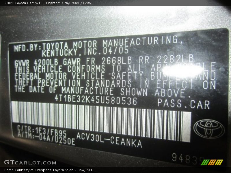 Phantom Gray Pearl / Gray 2005 Toyota Camry LE