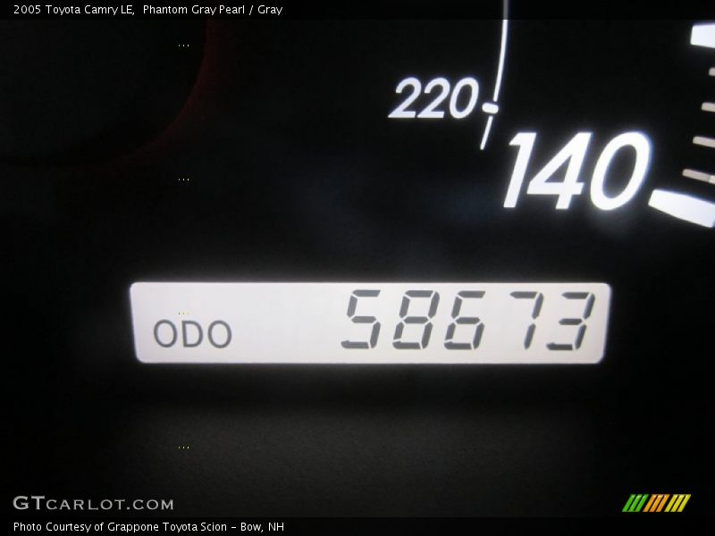 Phantom Gray Pearl / Gray 2005 Toyota Camry LE