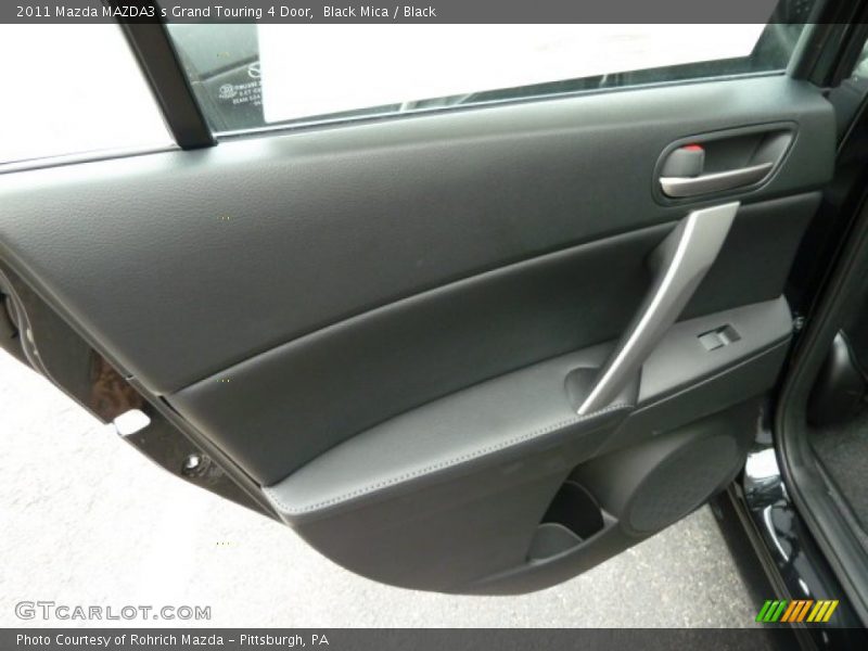 Black Mica / Black 2011 Mazda MAZDA3 s Grand Touring 4 Door