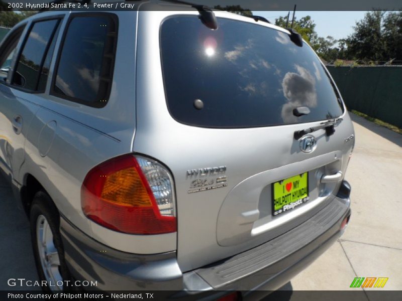 Pewter / Gray 2002 Hyundai Santa Fe 2.4