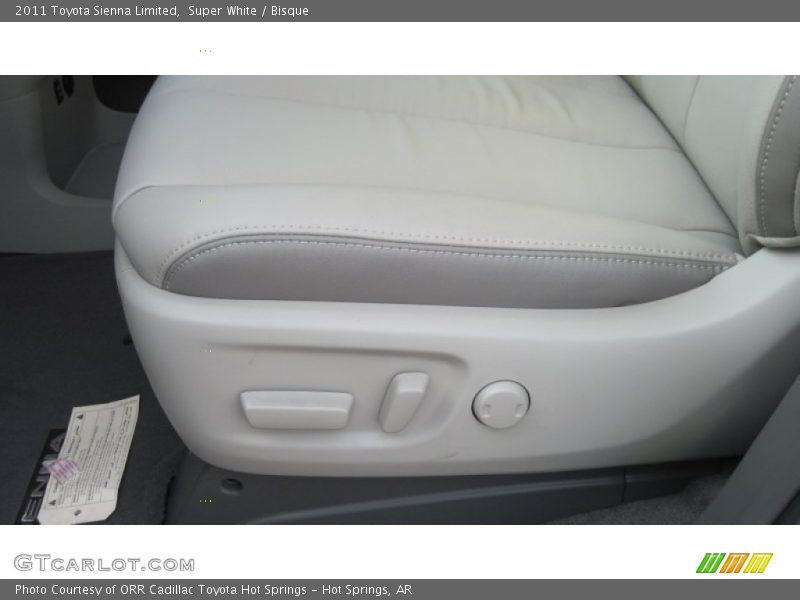 Super White / Bisque 2011 Toyota Sienna Limited