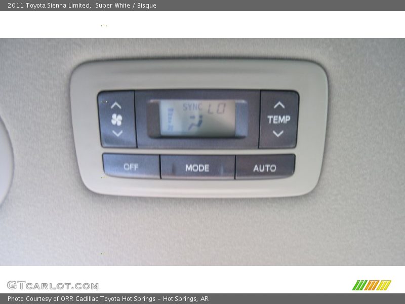 Super White / Bisque 2011 Toyota Sienna Limited